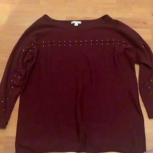 Burgundy long sleeve, with rine-stones.